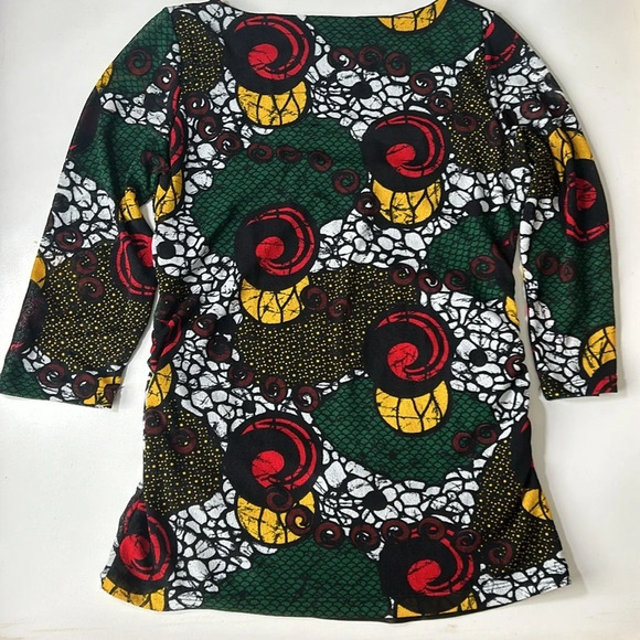 Isabel De Pedro Half Sleeve Colorful Sheer Shirt 100% Polyester Sz 12 K - Picture 2 of 4